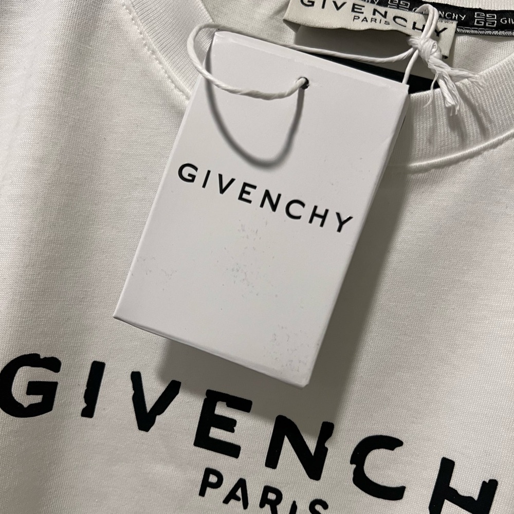 Givenchy Men Tshirt Size XXL